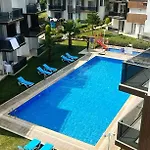 Diamond Pinara Residences Φετιγιέ