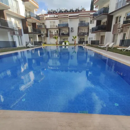 Diamond Pinara Residences フェティエ