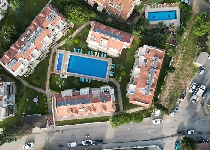 Diamond Pinara Residences *