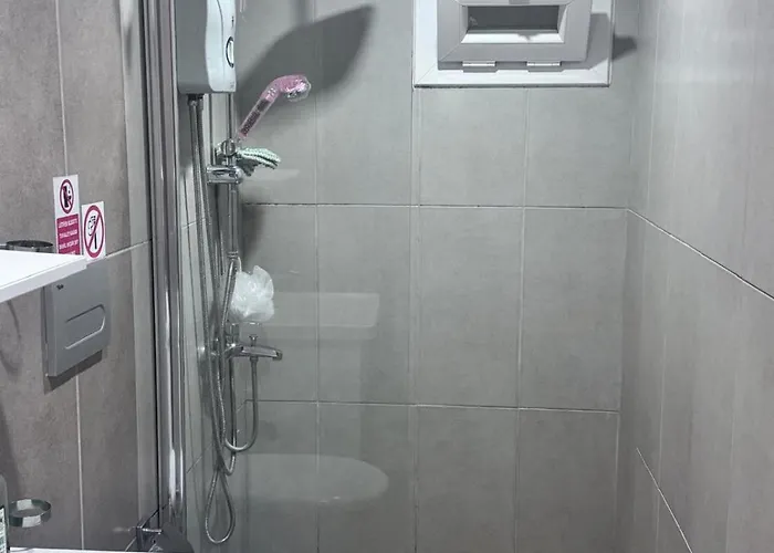 Diamond Pinara Residences アパート フェティエ